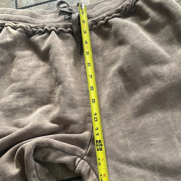 Alphalete Women’s Heavy Weight Washed Terry Joggers Smoky Quartz Large - Picture 12 of 13